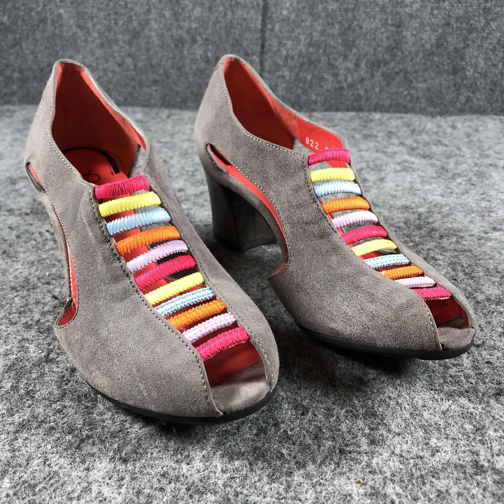 Pas de Rouge Pumps Womens Size‎ 6 Gray Suede Block Heel Cutout Made Italy